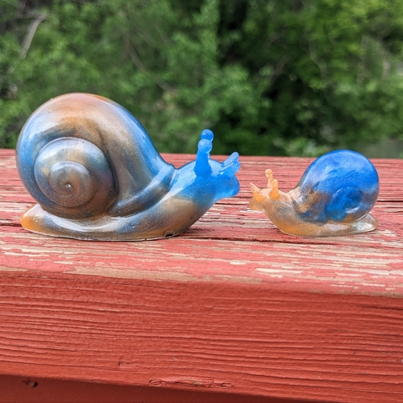 Snails Set Resin Art Handmade Cottagecore Kawaii Cute Home Decor Nature Orange - Picture 4 of 8